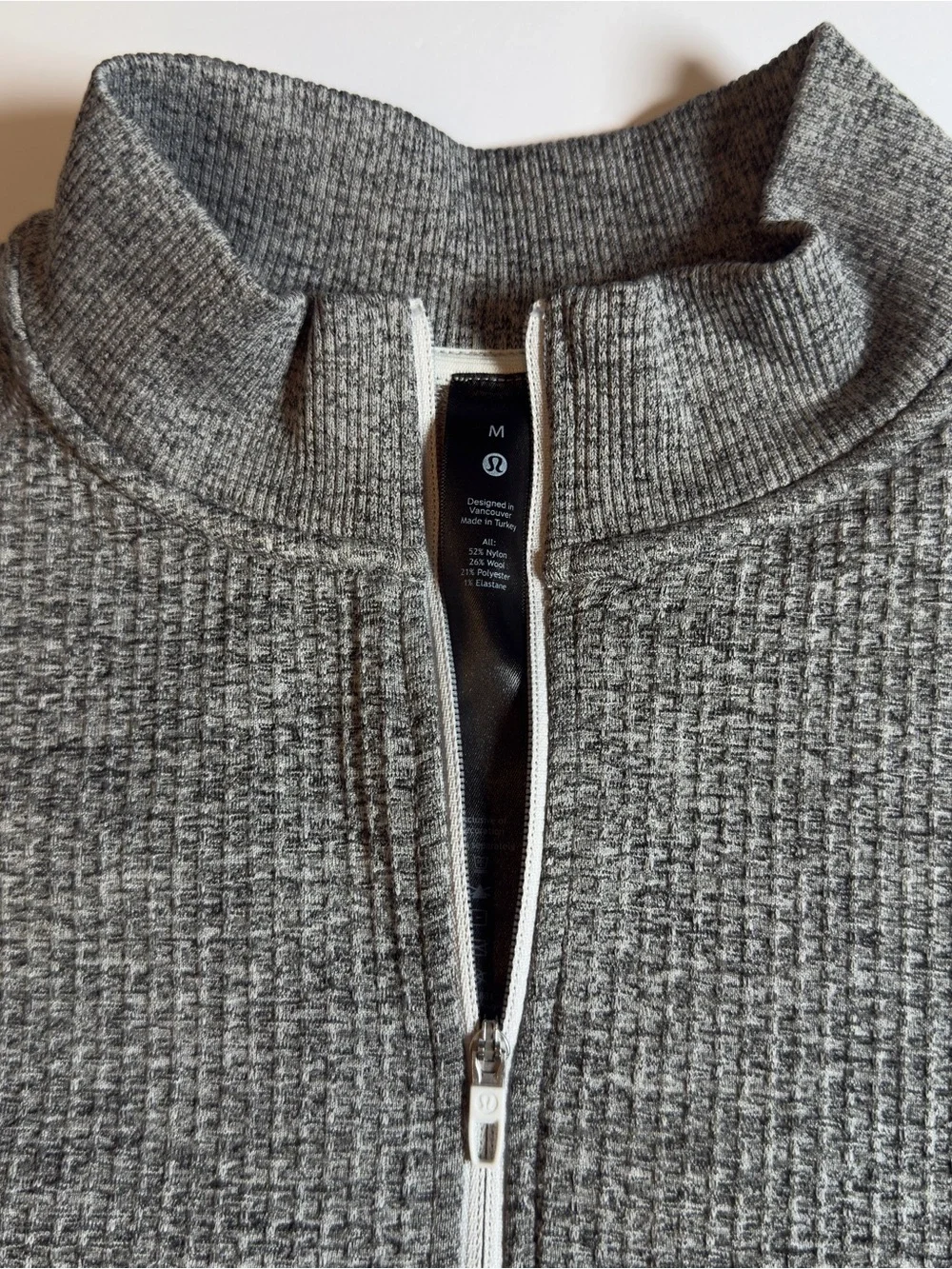 Lululemon Men's Engineered Warmth Half Zip Pullover - Gray - Size Medium